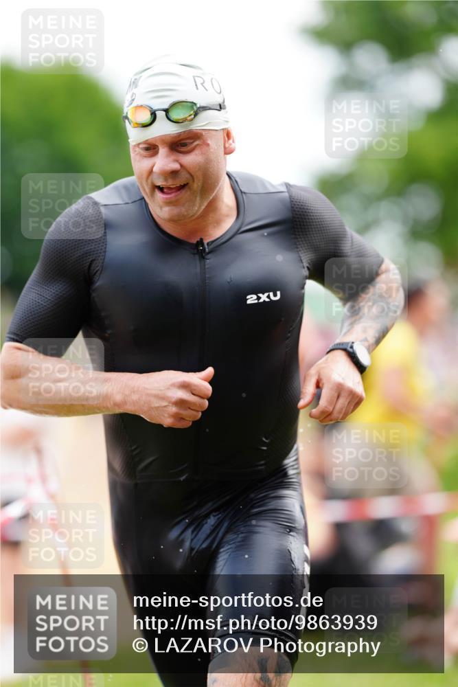 21.06.2026 - 29. Vierlanden-Triathlon LAZAROV Photography http://msf.ph/oto/9863939 21.06.2026 11:13:27 Schwimmen 779, 780, 785, 823 meine-sportfotos.de