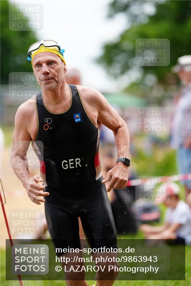 21.06.2026 - 29. Vierlanden-Triathlon LAZAROV Photography http://msf.ph/oto/9863943 21.06.2026 11:13:31 Schwimmen 780, 785, 823 meine-sportfotos.de