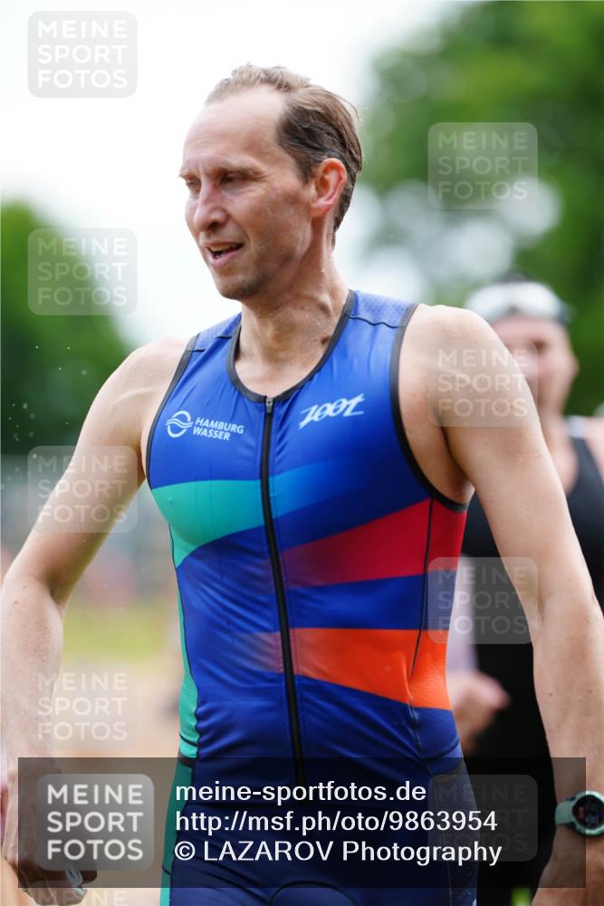 21.06.2026 - 29. Vierlanden-Triathlon LAZAROV Photography http://msf.ph/oto/9863954 21.06.2026 11:13:49 Schwimmen 809, 819, 825 meine-sportfotos.de