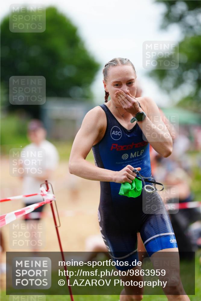 21.06.2026 - 29. Vierlanden-Triathlon LAZAROV Photography http://msf.ph/oto/9863959 21.06.2026 11:14:06 Schwimmen 838 meine-sportfotos.de