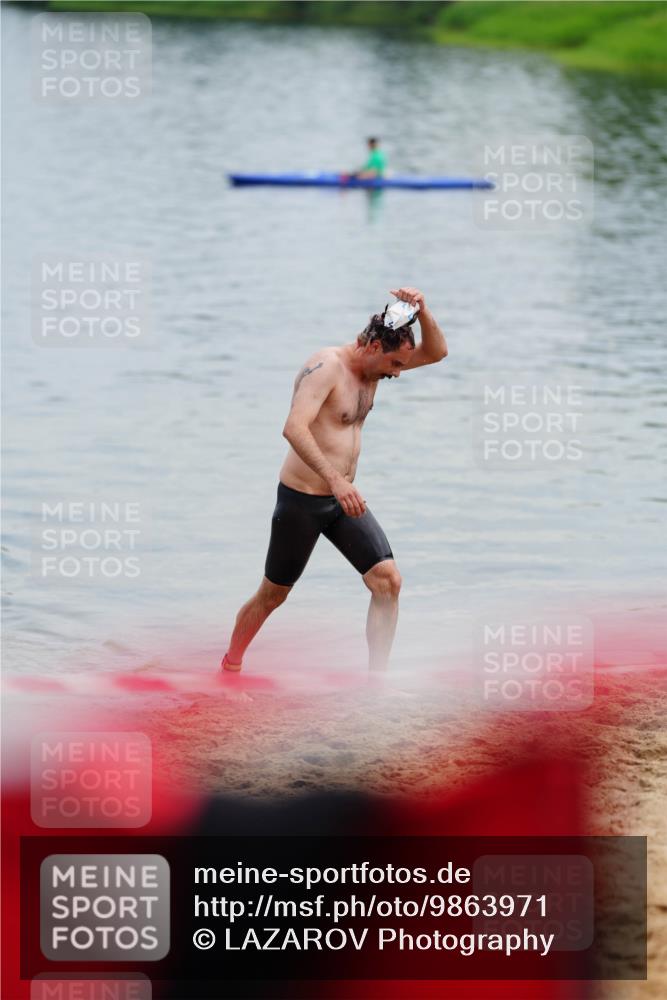 21.06.2026 - 29. Vierlanden-Triathlon LAZAROV Photography http://msf.ph/oto/9863971 21.06.2026 11:15:03 Schwimmen 902 meine-sportfotos.de