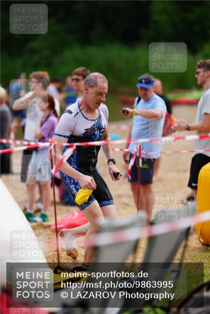 21.06.2026 - 29. Vierlanden-Triathlon LAZAROV Photography http://msf.ph/oto/9863995 21.06.2026 11:15:28 Schwimmen 781 meine-sportfotos.de
