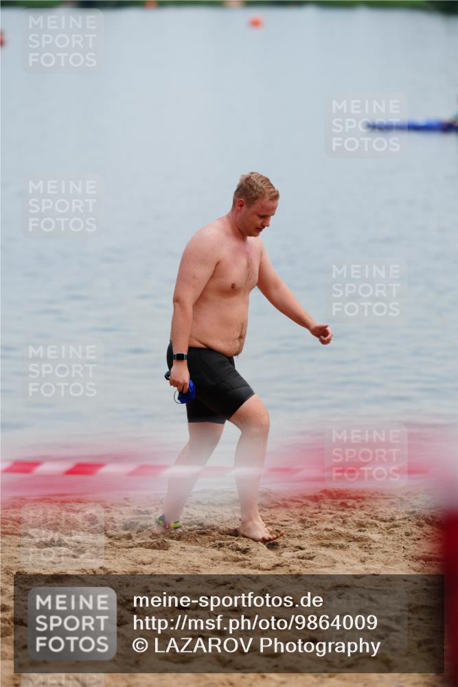 21.06.2026 - 29. Vierlanden-Triathlon LAZAROV Photography http://msf.ph/oto/9864009 21.06.2026 11:15:40 Schwimmen  meine-sportfotos.de