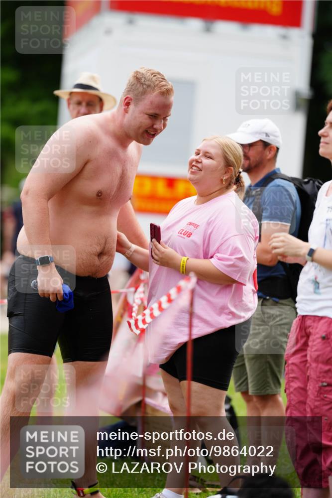 21.06.2026 - 29. Vierlanden-Triathlon LAZAROV Photography http://msf.ph/oto/9864022 21.06.2026 11:15:52 Schwimmen 736 meine-sportfotos.de