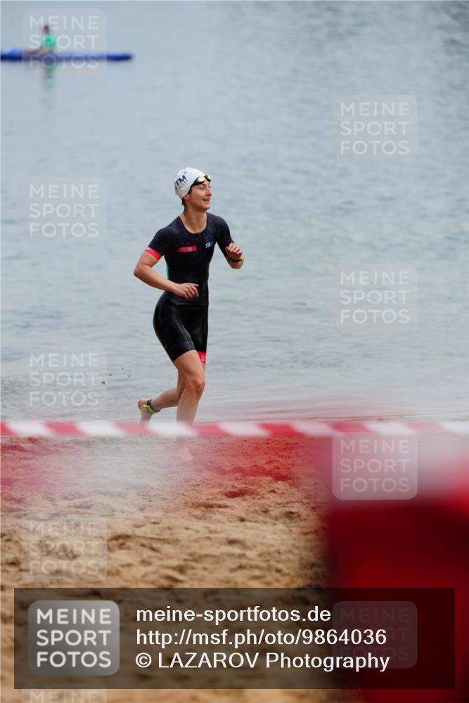 21.06.2026 - 29. Vierlanden-Triathlon LAZAROV Photography http://msf.ph/oto/9864036 21.06.2026 11:17:33 Schwimmen 863 meine-sportfotos.de