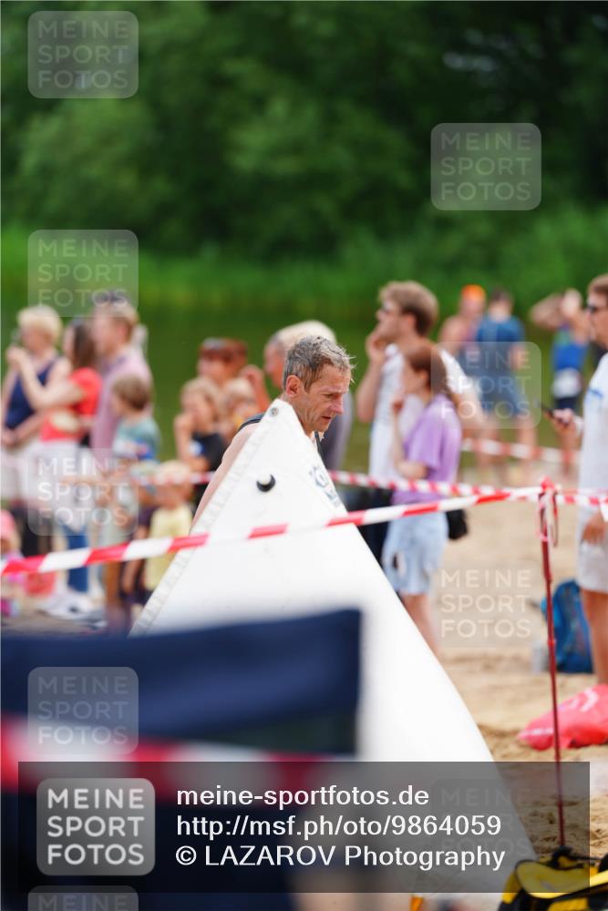 21.06.2026 - 29. Vierlanden-Triathlon LAZAROV Photography http://msf.ph/oto/9864059 21.06.2026 11:18:28 Schwimmen 769, 786 meine-sportfotos.de