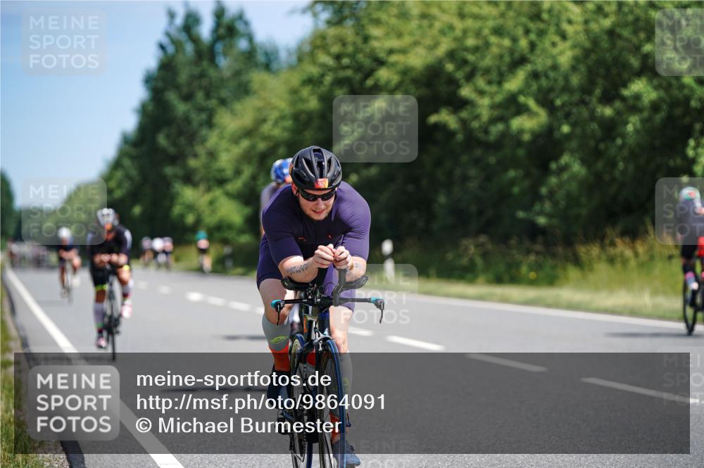 21.06.2026 - Viking Triathlon Michael Burmester http://msf.ph/oto/9864091 21.06.2026 11:45:57 Radfahren 39, 60, 111, 186, 186, 212, 227, 227, 245, 495, 532, 532, 541, 562, 615, 664 meine-sportfotos.de