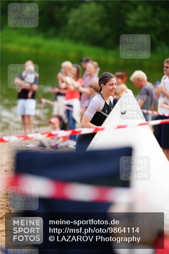 21.06.2026 - 29. Vierlanden-Triathlon LAZAROV Photography http://msf.ph/oto/9864114 21.06.2026 11:19:05 Schwimmen 776, 828, 835 meine-sportfotos.de