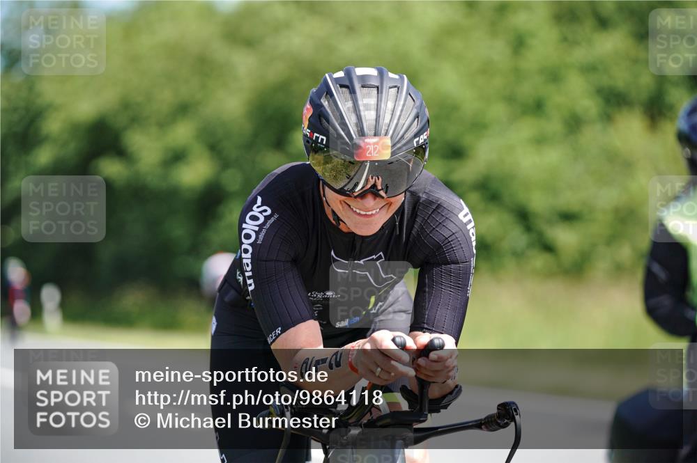 21.06.2026 - Viking Triathlon Michael Burmester http://msf.ph/oto/9864118 21.06.2026 11:46:00 Radfahren 39, 60, 111, 186, 186, 212, 227, 227, 245, 495, 532, 532, 541, 562, 567, 615, 664 meine-sportfotos.de