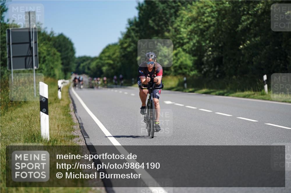 21.06.2026 - Viking Triathlon Michael Burmester http://msf.ph/oto/9864190 21.06.2026 11:46:32 Radfahren 87, 95, 119, 154, 169, 181, 181, 280, 295, 315, 355, 355, 409, 462, 462, 527, 649, 649, 655 meine-sportfotos.de