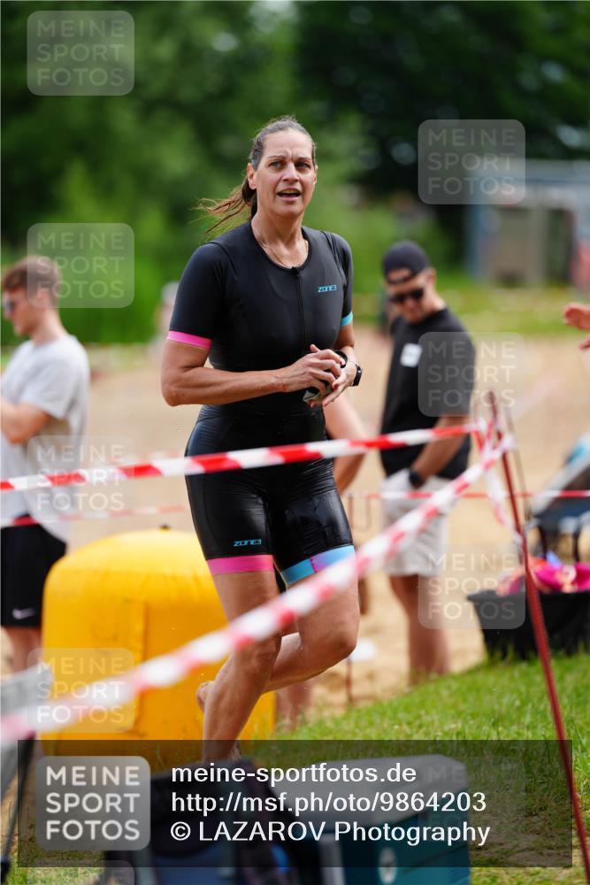 21.06.2026 - 29. Vierlanden-Triathlon LAZAROV Photography http://msf.ph/oto/9864203 21.06.2026 11:20:37 Schwimmen 237, 804, 883, 887, 892 meine-sportfotos.de
