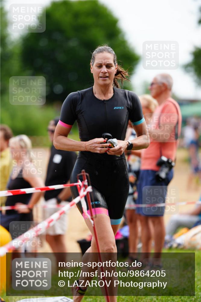 21.06.2026 - 29. Vierlanden-Triathlon LAZAROV Photography http://msf.ph/oto/9864205 21.06.2026 11:20:38 Schwimmen 804, 883, 887, 892 meine-sportfotos.de