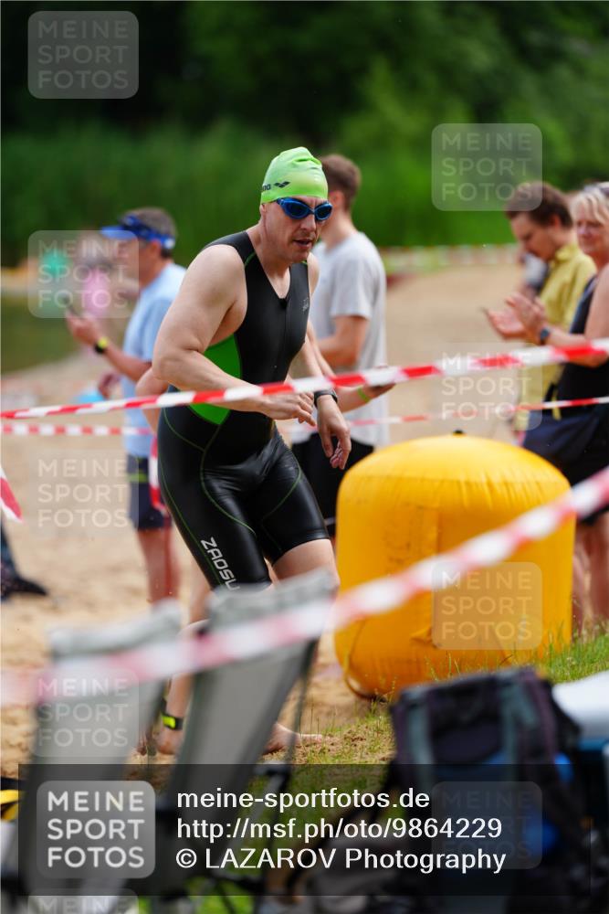 21.06.2026 - 29. Vierlanden-Triathlon LAZAROV Photography http://msf.ph/oto/9864229 21.06.2026 11:21:07 Schwimmen 788, 891, 897 meine-sportfotos.de