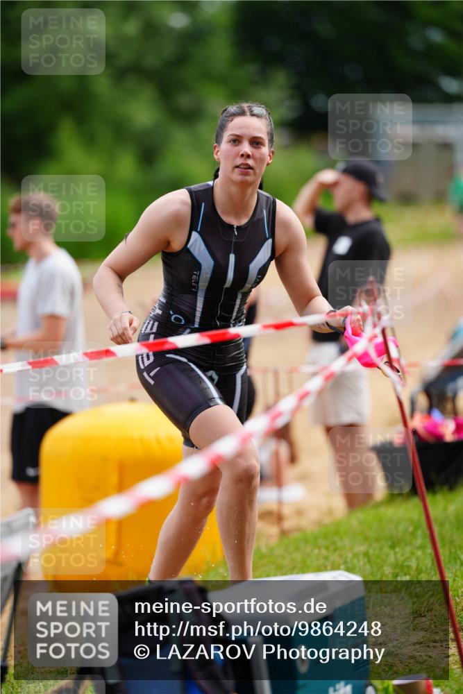 21.06.2026 - 29. Vierlanden-Triathlon LAZAROV Photography http://msf.ph/oto/9864248 21.06.2026 11:21:16 Schwimmen 891 meine-sportfotos.de