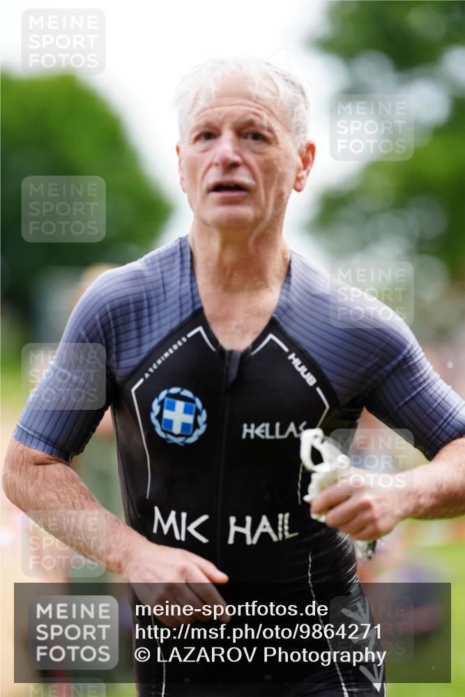 21.06.2026 - 29. Vierlanden-Triathlon LAZAROV Photography http://msf.ph/oto/9864271 21.06.2026 11:21:32 Schwimmen 768, 793 meine-sportfotos.de