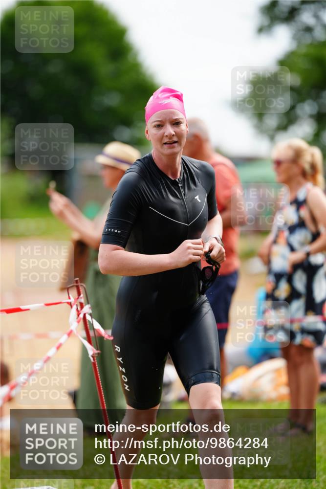 21.06.2026 - 29. Vierlanden-Triathlon LAZAROV Photography http://msf.ph/oto/9864284 21.06.2026 11:22:07 Schwimmen 866, 872 meine-sportfotos.de