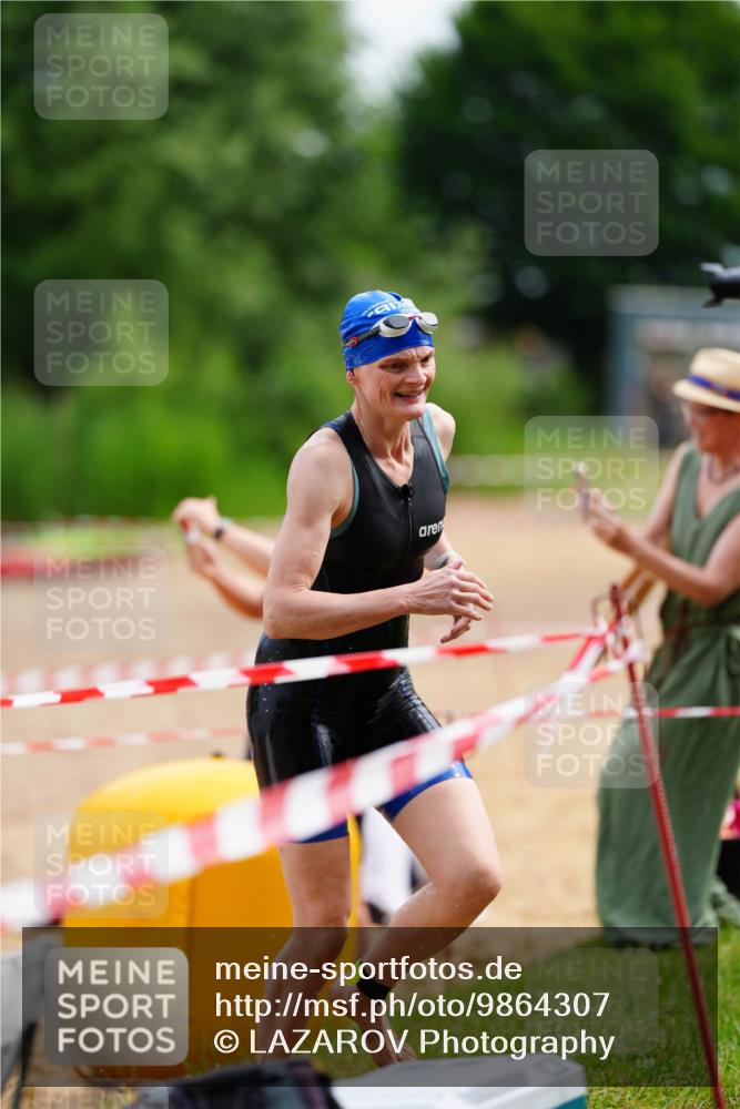 21.06.2026 - 29. Vierlanden-Triathlon LAZAROV Photography http://msf.ph/oto/9864307 21.06.2026 11:22:34 Schwimmen 841, 848, 873, 899, 906 meine-sportfotos.de
