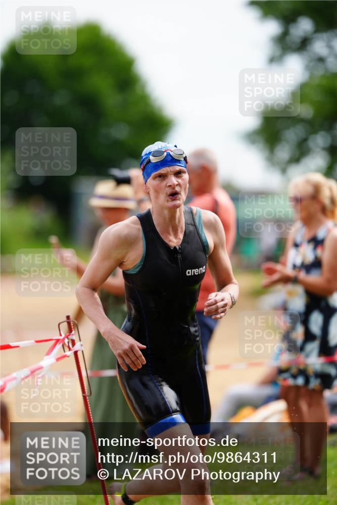 21.06.2026 - 29. Vierlanden-Triathlon LAZAROV Photography http://msf.ph/oto/9864311 21.06.2026 11:22:35 Schwimmen 841, 848, 873, 899, 906 meine-sportfotos.de