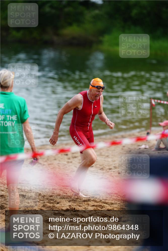 21.06.2026 - 29. Vierlanden-Triathlon LAZAROV Photography http://msf.ph/oto/9864348 21.06.2026 11:23:07 Schwimmen 762, 854, 880 meine-sportfotos.de