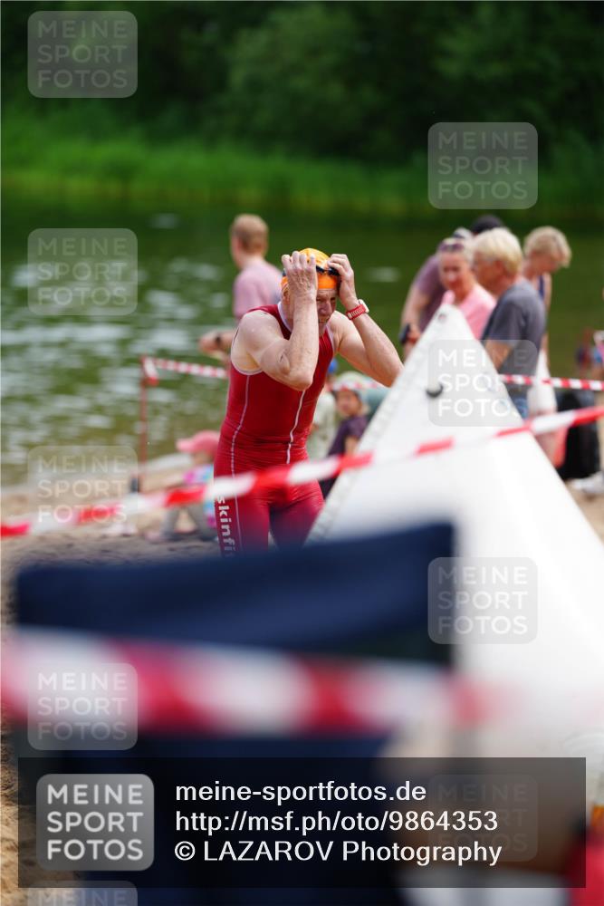 21.06.2026 - 29. Vierlanden-Triathlon LAZAROV Photography http://msf.ph/oto/9864353 21.06.2026 11:23:08 Schwimmen 762, 829, 854, 880 meine-sportfotos.de
