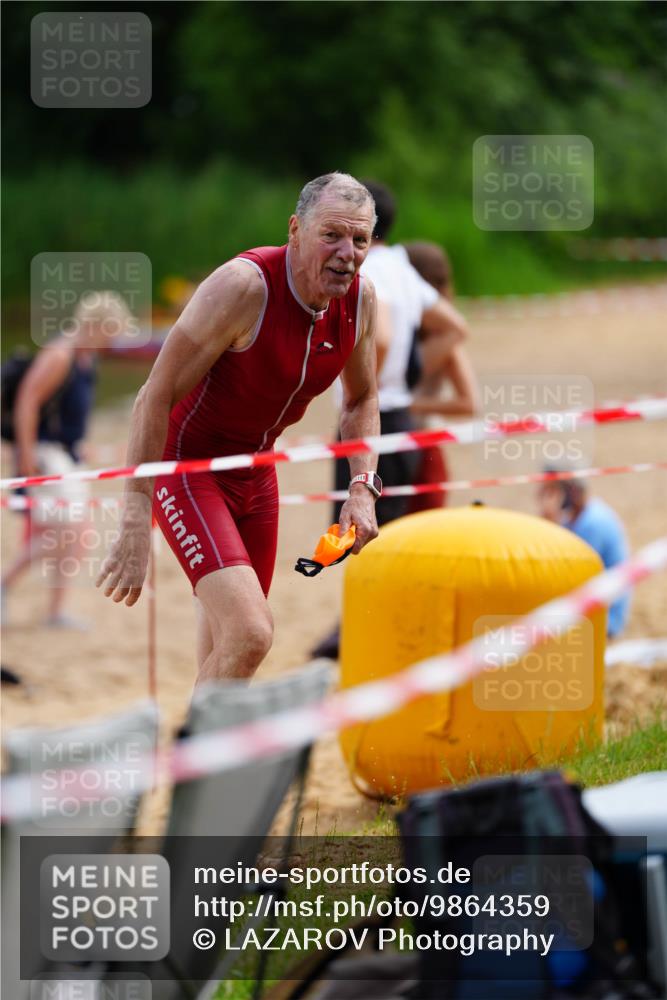 21.06.2026 - 29. Vierlanden-Triathlon LAZAROV Photography http://msf.ph/oto/9864359 21.06.2026 11:23:11 Schwimmen 762, 829, 854, 880 meine-sportfotos.de