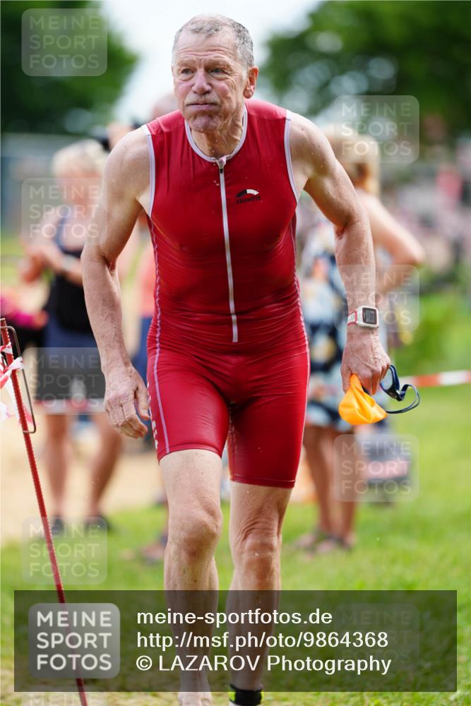 21.06.2026 - 29. Vierlanden-Triathlon LAZAROV Photography http://msf.ph/oto/9864368 21.06.2026 11:23:14 Schwimmen 762, 829, 854, 880 meine-sportfotos.de
