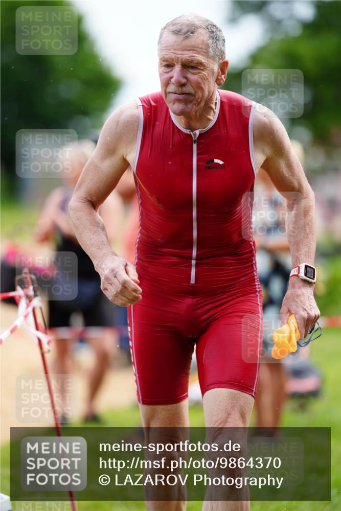 21.06.2026 - 29. Vierlanden-Triathlon LAZAROV Photography http://msf.ph/oto/9864370 21.06.2026 11:23:14 Schwimmen 762, 829, 854, 880 meine-sportfotos.de