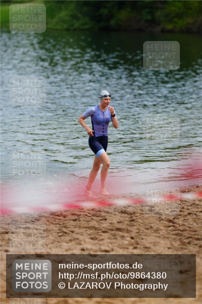 21.06.2026 - 29. Vierlanden-Triathlon LAZAROV Photography http://msf.ph/oto/9864380 21.06.2026 11:23:40 Schwimmen 842 meine-sportfotos.de