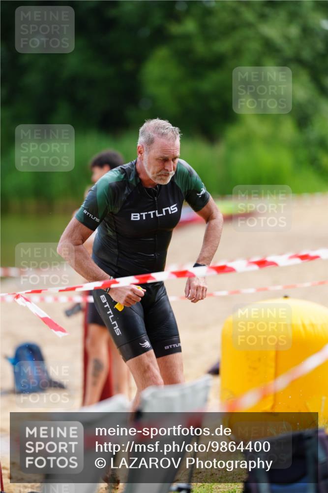 21.06.2026 - 29. Vierlanden-Triathlon LAZAROV Photography http://msf.ph/oto/9864400 21.06.2026 11:23:56 Schwimmen 771 meine-sportfotos.de