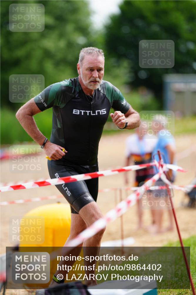 21.06.2026 - 29. Vierlanden-Triathlon LAZAROV Photography http://msf.ph/oto/9864402 21.06.2026 11:23:56 Schwimmen 771 meine-sportfotos.de