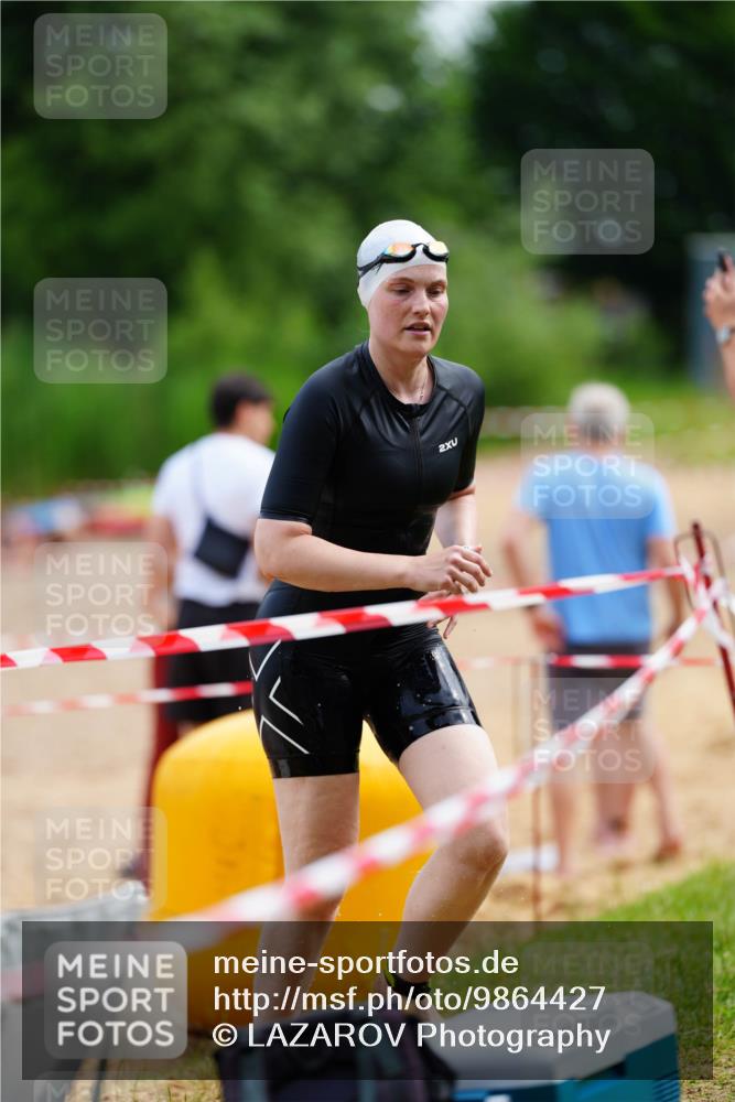 21.06.2026 - 29. Vierlanden-Triathlon LAZAROV Photography http://msf.ph/oto/9864427 21.06.2026 11:24:29 Schwimmen 818, 831, 837, 840, 852, 859, 869, 888, 903 meine-sportfotos.de