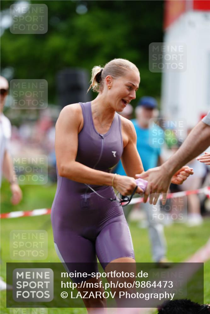 21.06.2026 - 29. Vierlanden-Triathlon LAZAROV Photography http://msf.ph/oto/9864473 21.06.2026 11:25:07 Schwimmen 832, 860, 894 meine-sportfotos.de