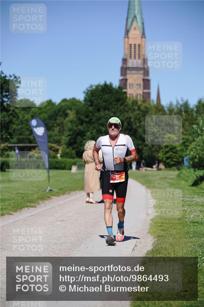 21.06.2026 - Viking Triathlon Michael Burmester http://msf.ph/oto/9864493 21.06.2026 16:43:46 Laufen 81 meine-sportfotos.de