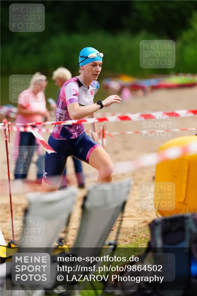 21.06.2026 - 29. Vierlanden-Triathlon LAZAROV Photography http://msf.ph/oto/9864502 21.06.2026 11:25:44 Schwimmen 849 meine-sportfotos.de