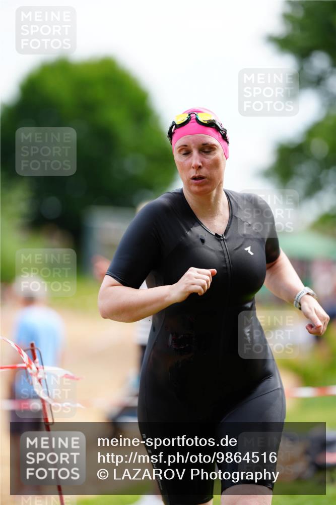 21.06.2026 - 29. Vierlanden-Triathlon LAZAROV Photography http://msf.ph/oto/9864516 21.06.2026 11:25:58 Schwimmen 864, 874 meine-sportfotos.de