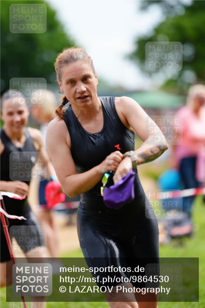 21.06.2026 - 29. Vierlanden-Triathlon LAZAROV Photography http://msf.ph/oto/9864530 21.06.2026 11:26:19 Schwimmen 846, 870 meine-sportfotos.de