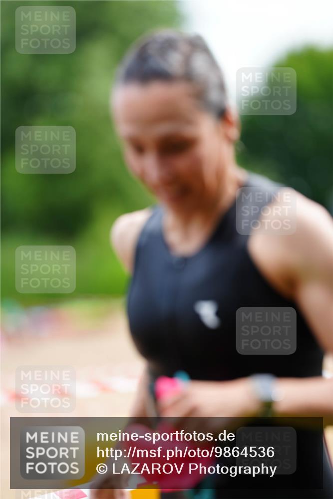 21.06.2026 - 29. Vierlanden-Triathlon LAZAROV Photography http://msf.ph/oto/9864536 21.06.2026 11:26:20 Schwimmen 846, 870 meine-sportfotos.de