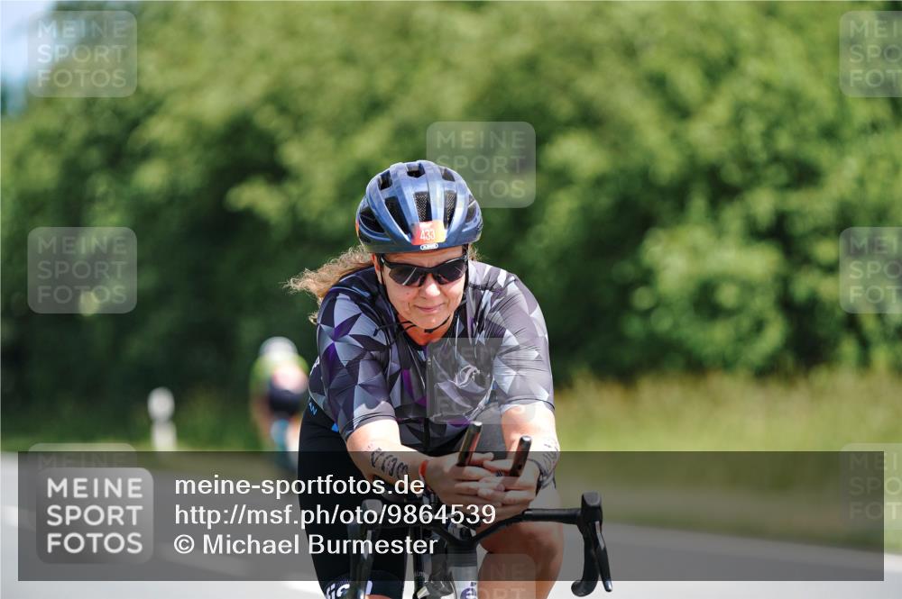 21.06.2026 - Viking Triathlon Michael Burmester http://msf.ph/oto/9864539 21.06.2026 11:49:03 Radfahren 167, 175, 203, 296, 298, 302, 307, 368, 433, 473 meine-sportfotos.de