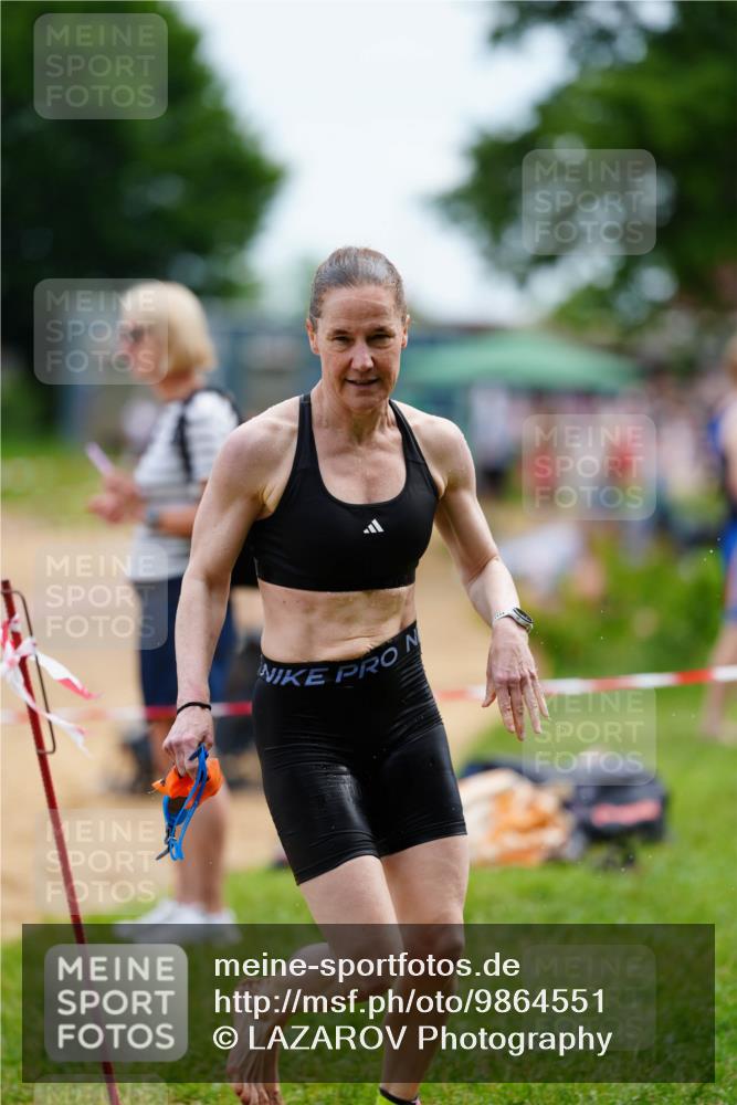 21.06.2026 - 29. Vierlanden-Triathlon LAZAROV Photography http://msf.ph/oto/9864551 21.06.2026 11:26:57 Schwimmen 855, 856, 861 meine-sportfotos.de