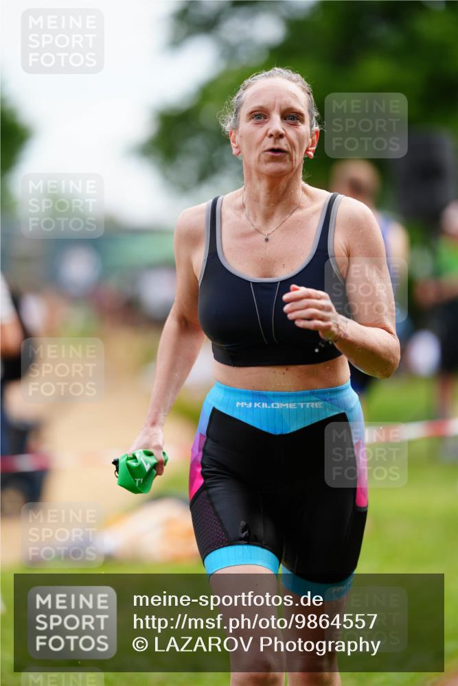 21.06.2026 - 29. Vierlanden-Triathlon LAZAROV Photography http://msf.ph/oto/9864557 21.06.2026 11:27:00 Schwimmen 856, 861 meine-sportfotos.de
