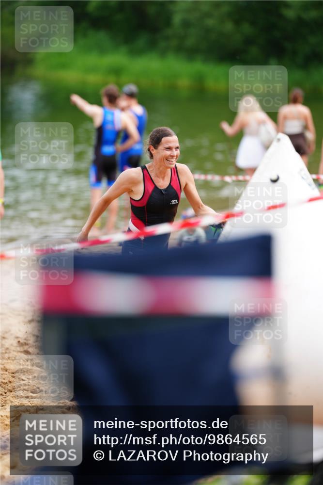 21.06.2026 - 29. Vierlanden-Triathlon LAZAROV Photography http://msf.ph/oto/9864565 21.06.2026 11:27:22 Schwimmen 847 meine-sportfotos.de