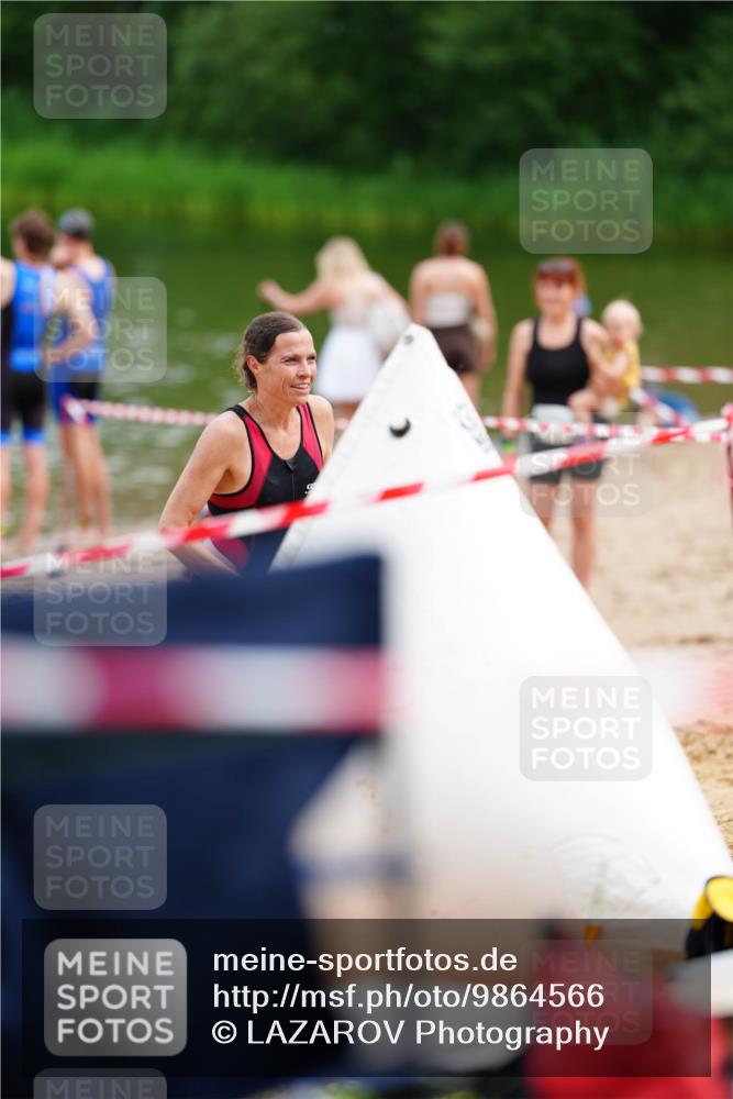 21.06.2026 - 29. Vierlanden-Triathlon LAZAROV Photography http://msf.ph/oto/9864566 21.06.2026 11:27:22 Schwimmen 847 meine-sportfotos.de