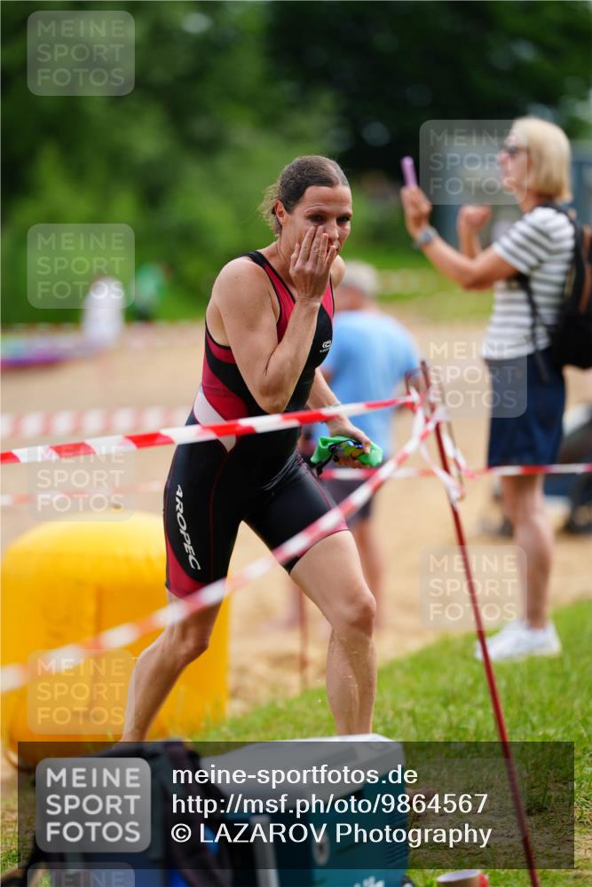 21.06.2026 - 29. Vierlanden-Triathlon LAZAROV Photography http://msf.ph/oto/9864567 21.06.2026 11:27:25 Schwimmen 834, 847 meine-sportfotos.de