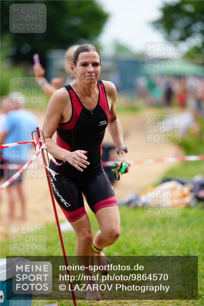21.06.2026 - 29. Vierlanden-Triathlon LAZAROV Photography http://msf.ph/oto/9864570 21.06.2026 11:27:25 Schwimmen 834, 847 meine-sportfotos.de