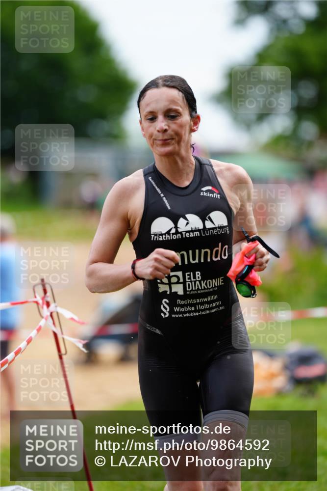 21.06.2026 - 29. Vierlanden-Triathlon LAZAROV Photography http://msf.ph/oto/9864592 21.06.2026 11:27:38 Schwimmen 834, 871 meine-sportfotos.de