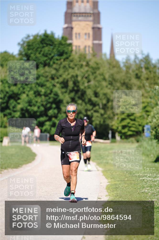 21.06.2026 - Viking Triathlon Michael Burmester http://msf.ph/oto/9864594 21.06.2026 16:46:11 Laufen 564 meine-sportfotos.de