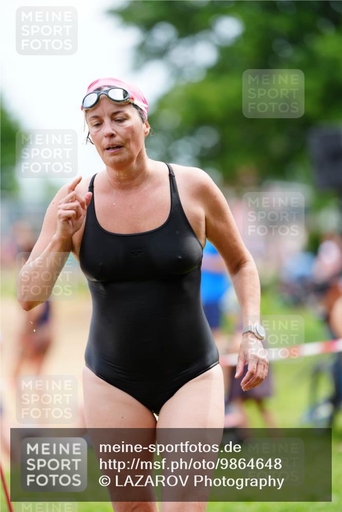 21.06.2026 - 29. Vierlanden-Triathlon LAZAROV Photography http://msf.ph/oto/9864648 21.06.2026 11:30:58 Schwimmen 877 meine-sportfotos.de