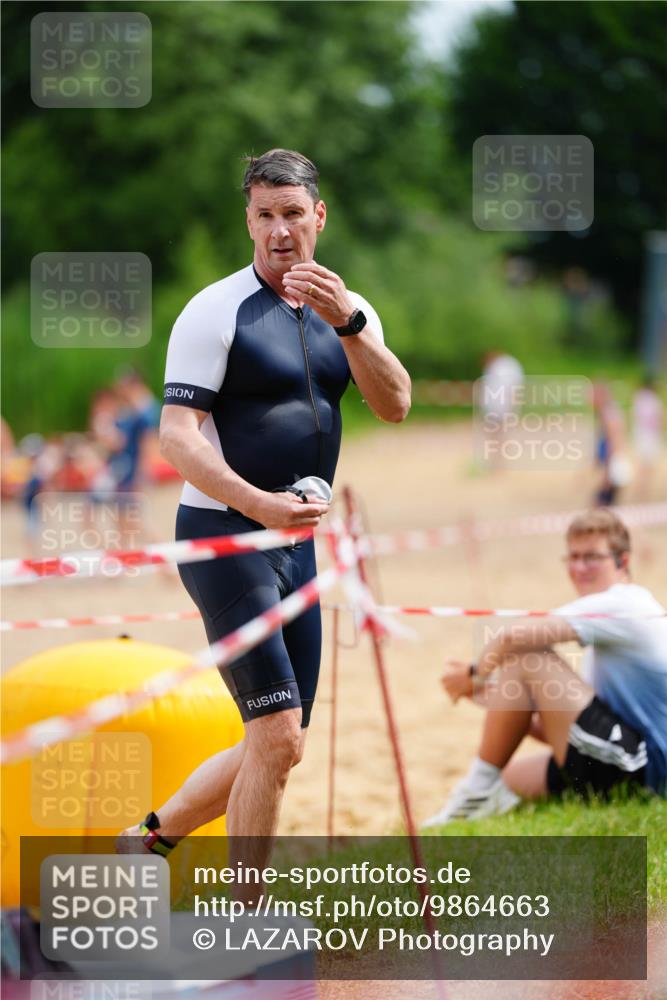 21.06.2026 - 29. Vierlanden-Triathlon LAZAROV Photography http://msf.ph/oto/9864663 21.06.2026 11:40:17 Schwimmen 796 meine-sportfotos.de