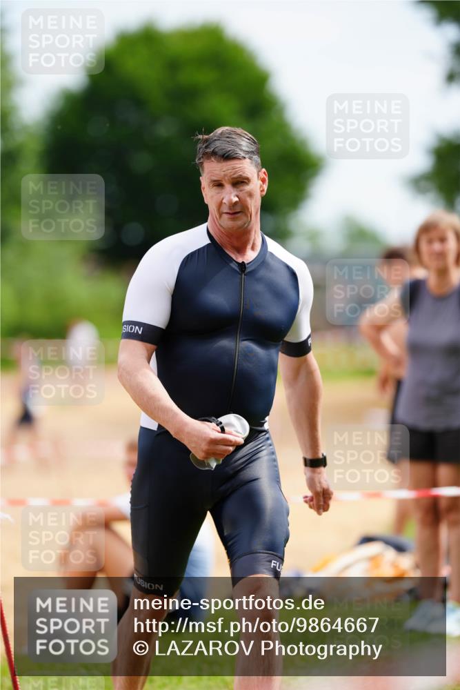 21.06.2026 - 29. Vierlanden-Triathlon LAZAROV Photography http://msf.ph/oto/9864667 21.06.2026 11:40:18 Schwimmen 796 meine-sportfotos.de