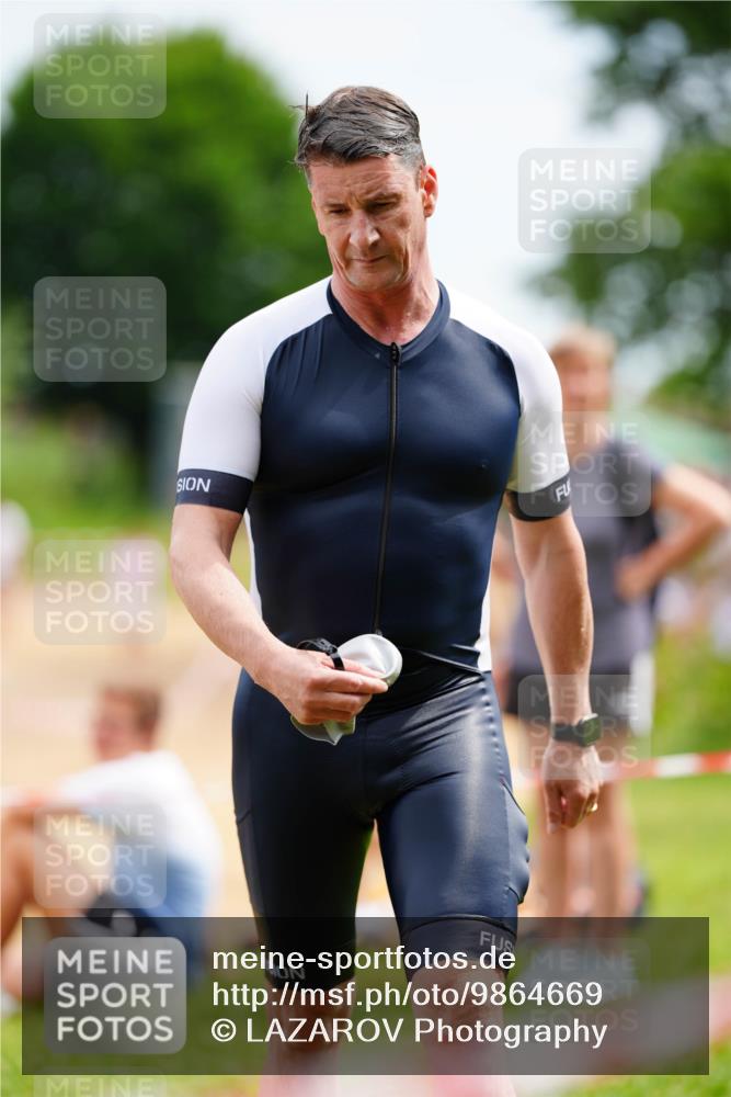 21.06.2026 - 29. Vierlanden-Triathlon LAZAROV Photography http://msf.ph/oto/9864669 21.06.2026 11:40:19 Schwimmen 796 meine-sportfotos.de